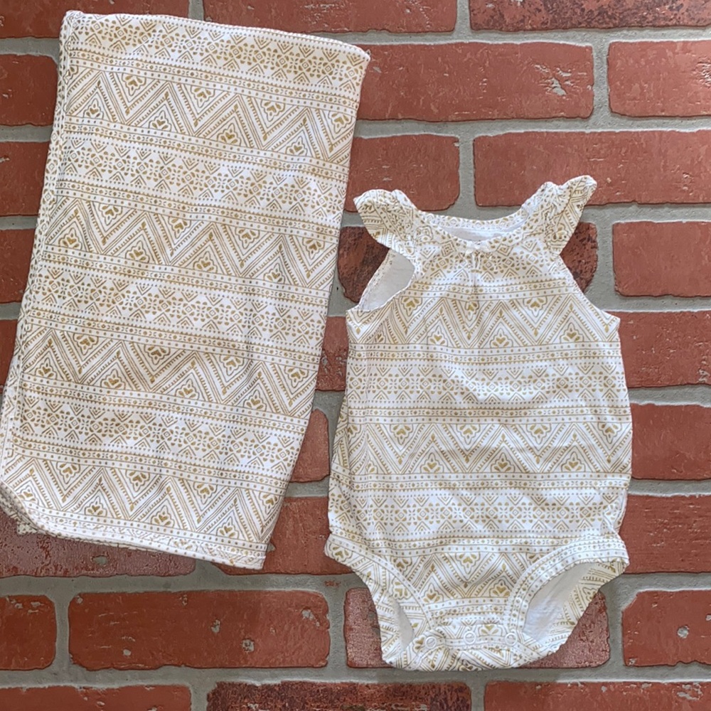 Babygirl 6m gold Aztec patterned onesie with matching blanket